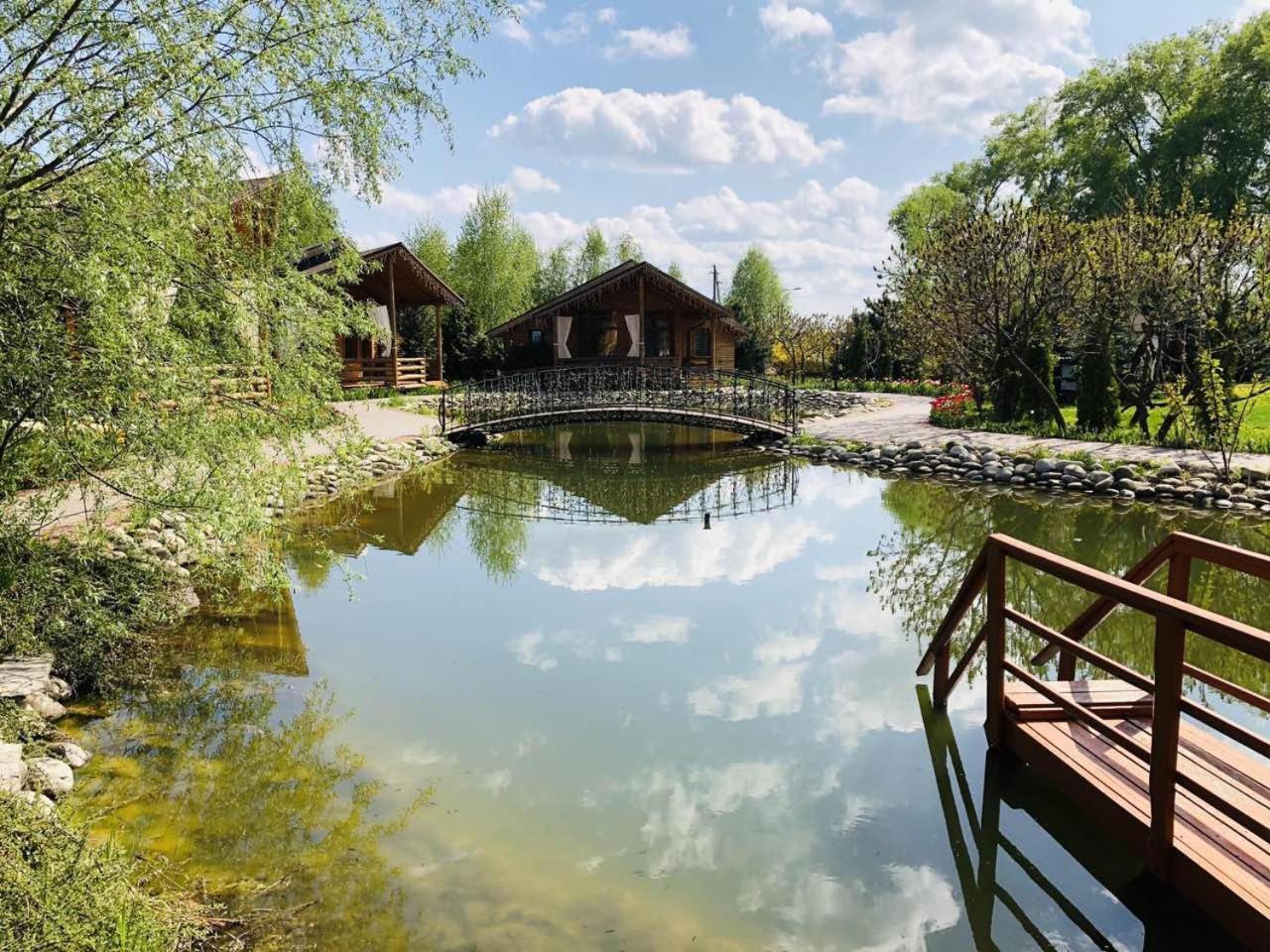 Petrovskyi Brovar Brovary Exterior photo