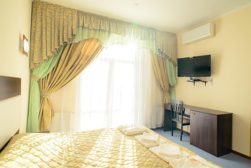 Petrovskyi Brovar Brovary Room photo