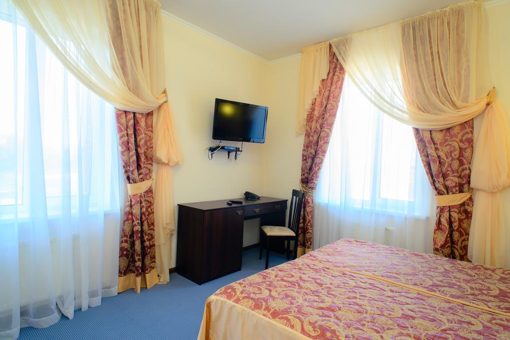 Petrovskyi Brovar Brovary Room photo